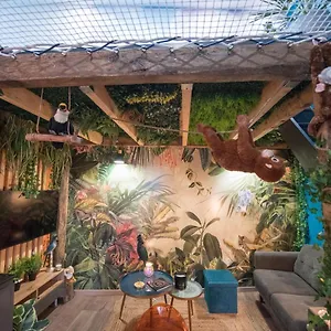Jungle évadez Vous Cosy Luxe Gare Autoroute Appartement Givors